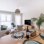 Ar11 Stylish Flat In Perfect Location * Estepona