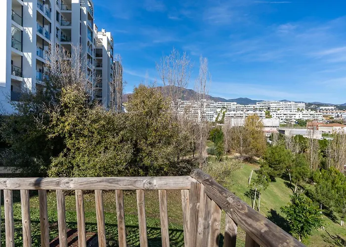 Ar11 Stylish Flat In Perfect Location Апартаменти